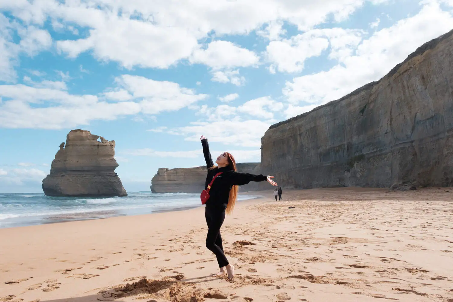 Gibson Steps and the limestone cliffs of the Great Ocean Road